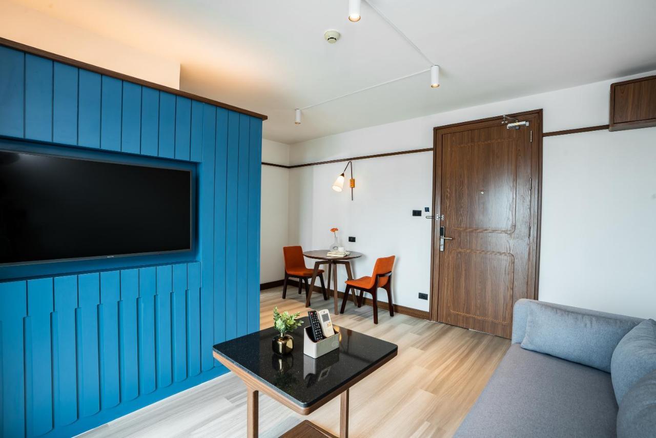 Hotel Amber Sukhumvit 85 Бангкок Екстер'єр фото